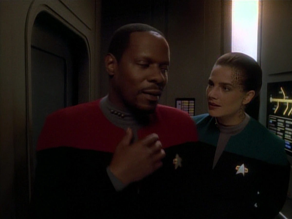 extant_StarTrek_DS9_3x26-TheAdversary_00598.jpg