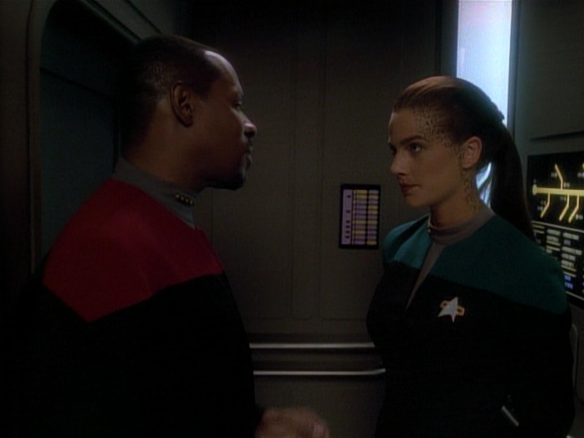 extant_StarTrek_DS9_3x26-TheAdversary_00604.jpg