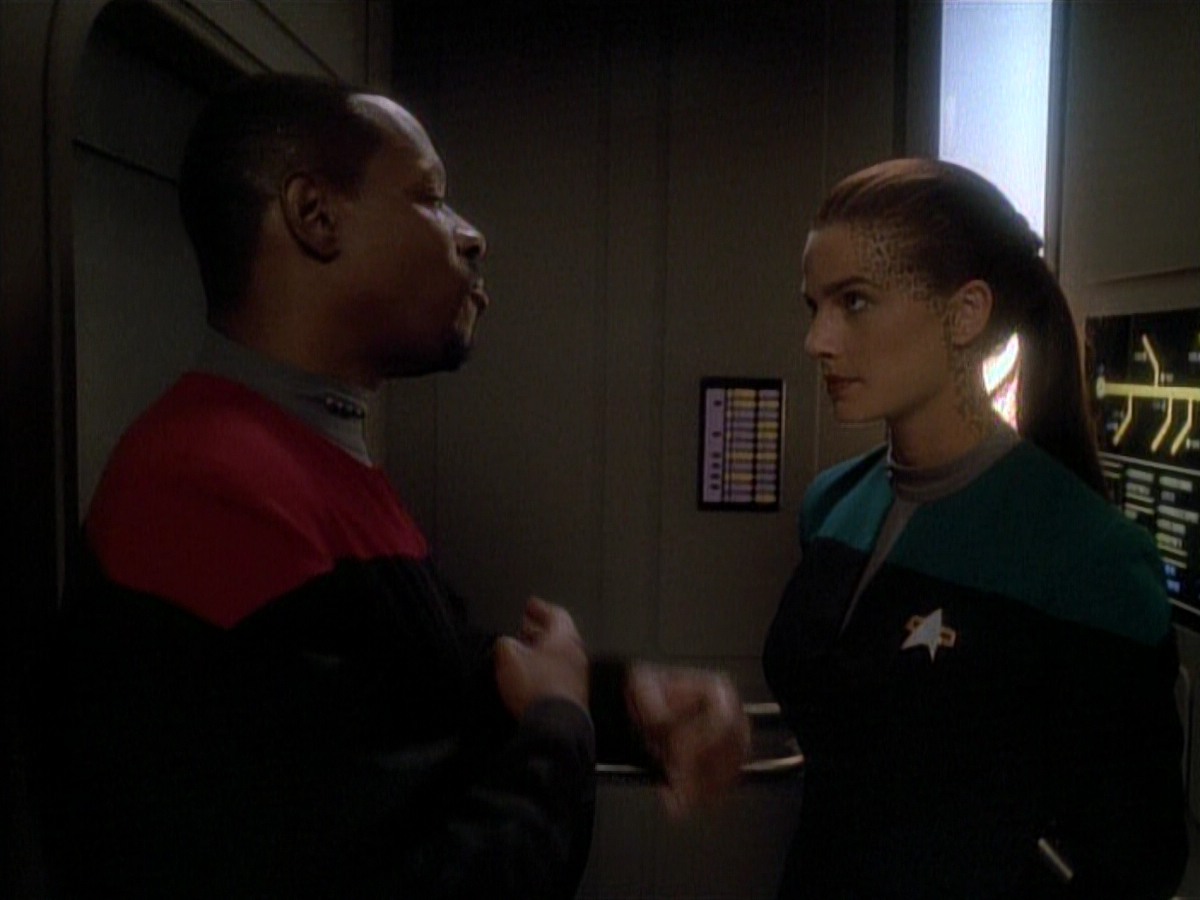 extant_StarTrek_DS9_3x26-TheAdversary_00605.jpg