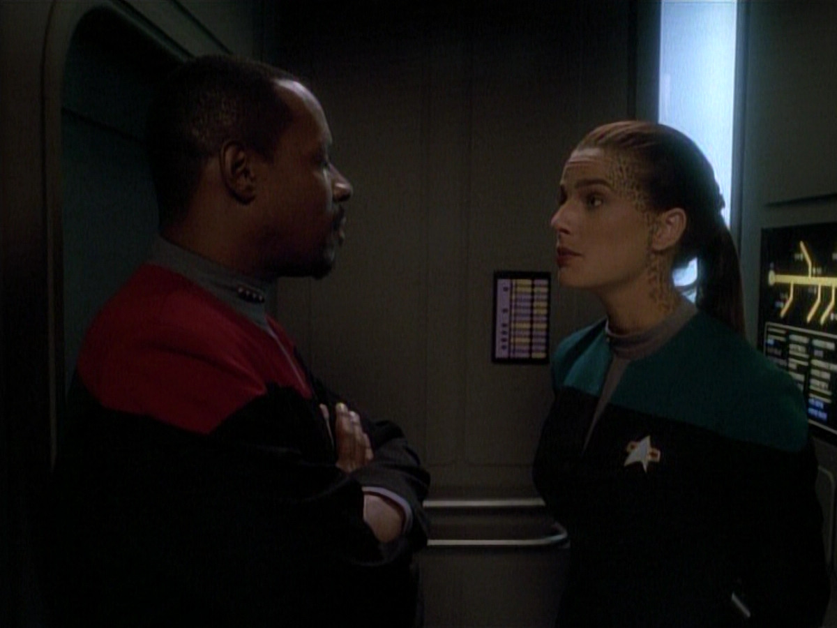 extant_StarTrek_DS9_3x26-TheAdversary_00610.jpg