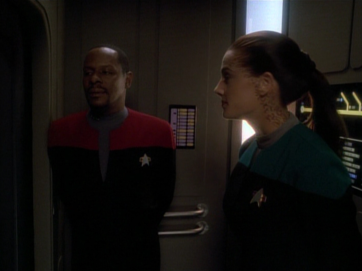 extant_StarTrek_DS9_3x26-TheAdversary_00624.jpg
