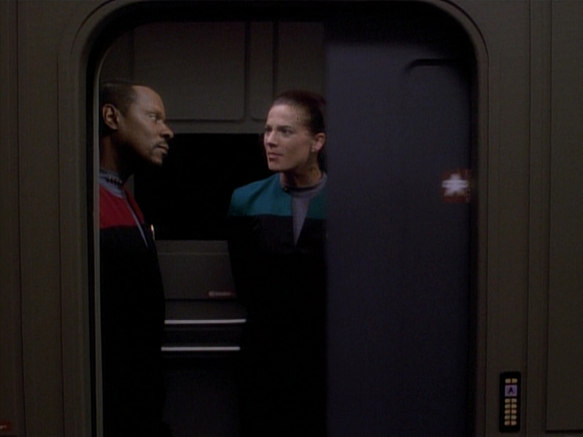 extant_StarTrek_DS9_3x26-TheAdversary_00627.jpg