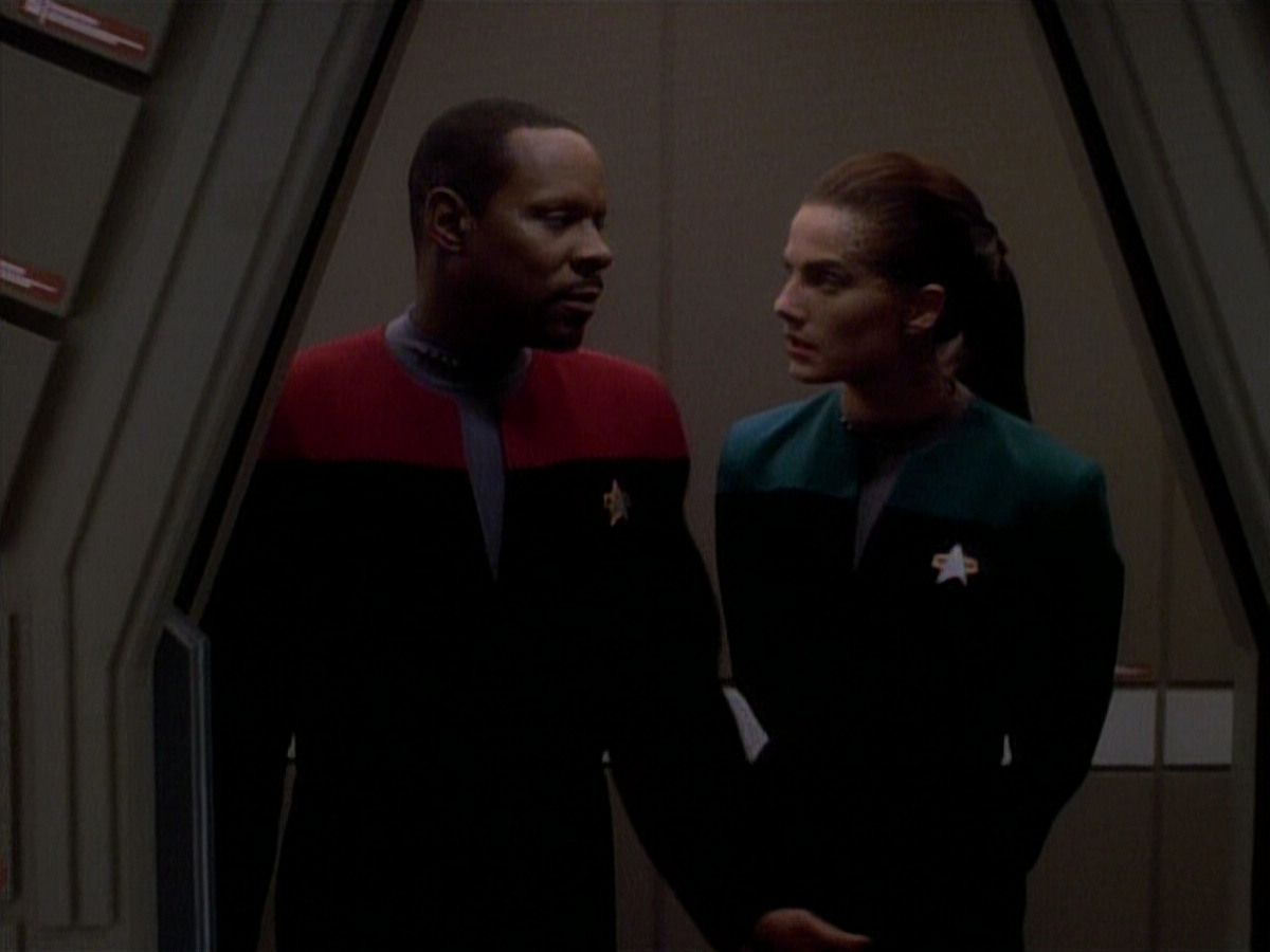 extant_StarTrek_DS9_3x26-TheAdversary_00640.jpg