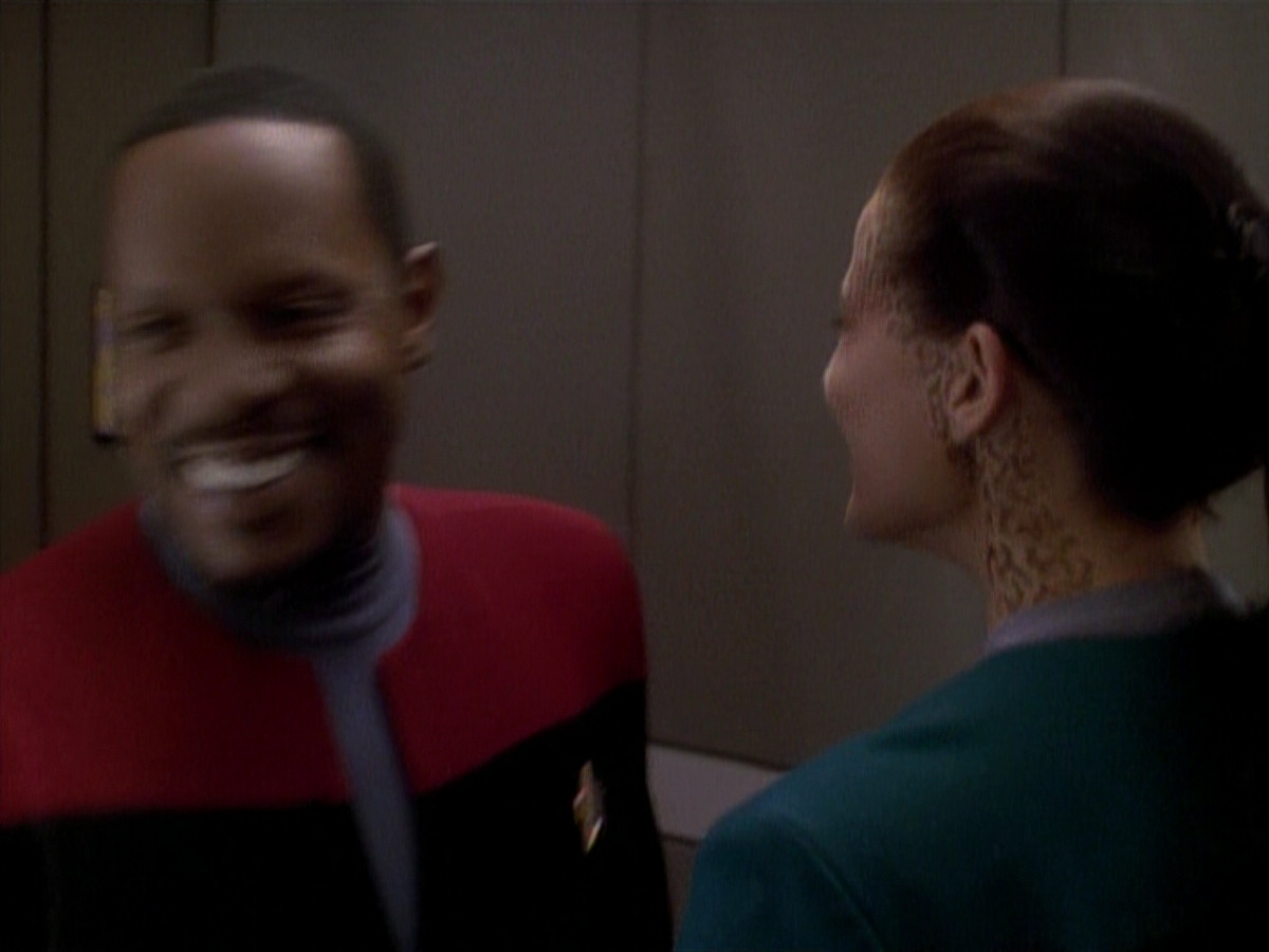 extant_StarTrek_DS9_3x26-TheAdversary_00699.jpg