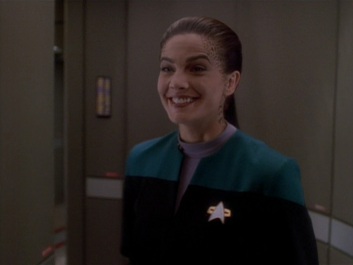extant_StarTrek_DS9_3x26-TheAdversary_00701.jpg