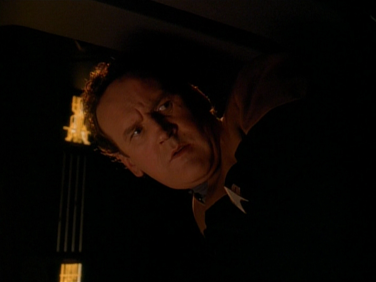 extant_StarTrek_DS9_3x26-TheAdversary_00845.jpg