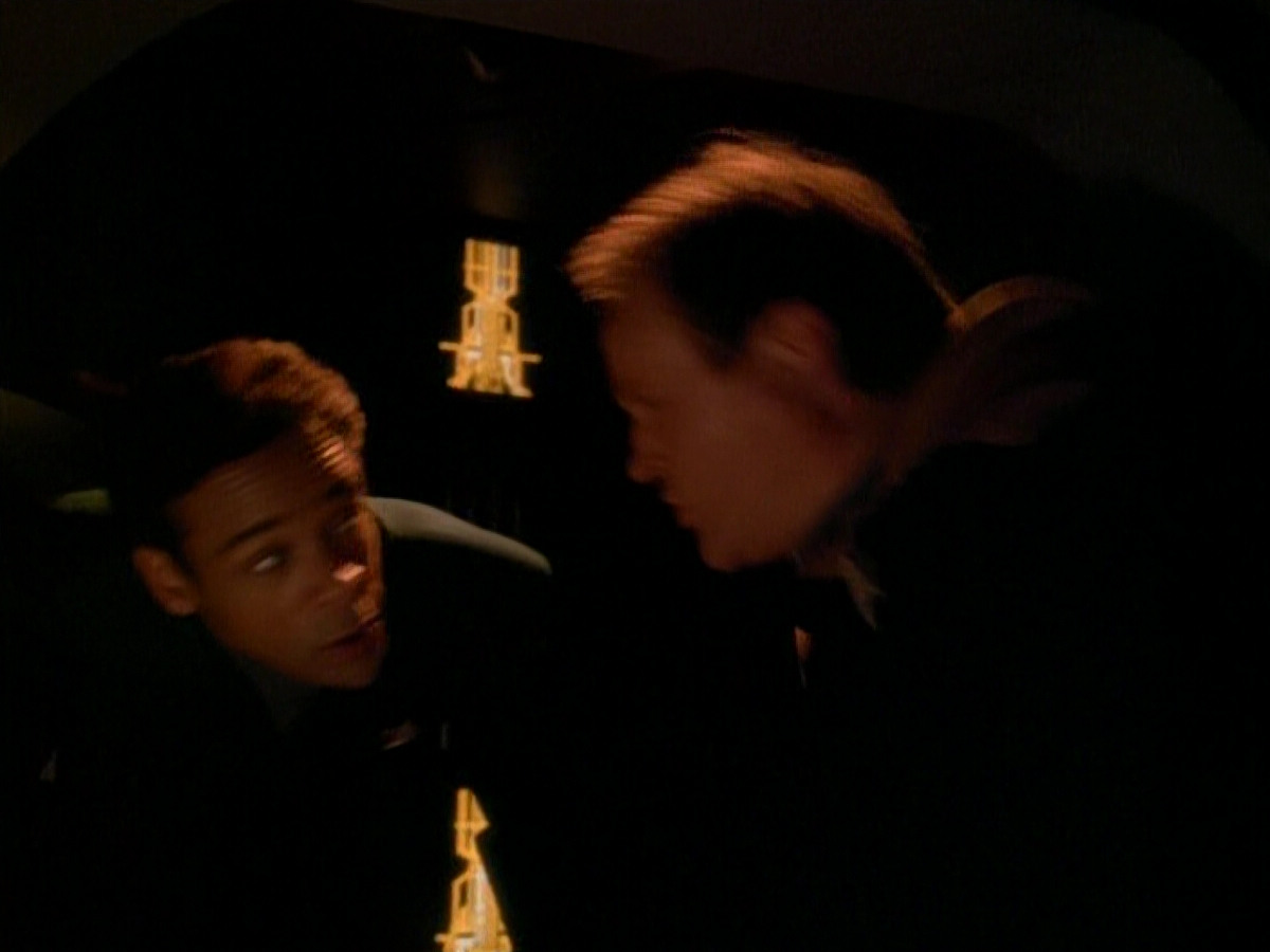 extant_StarTrek_DS9_3x26-TheAdversary_00850.jpg