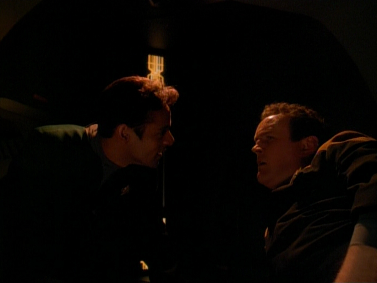 extant_StarTrek_DS9_3x26-TheAdversary_00855.jpg