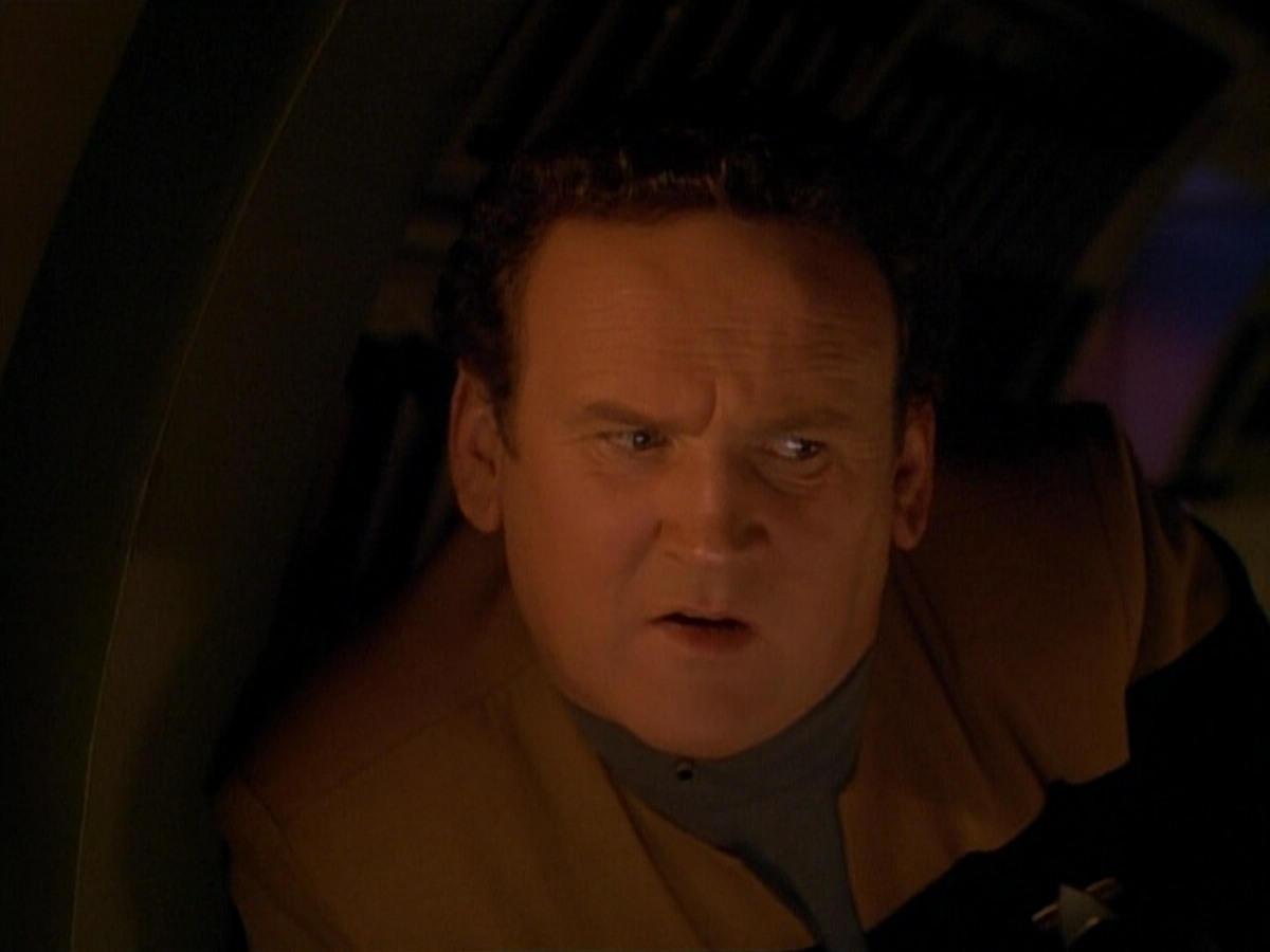 extant_StarTrek_DS9_3x26-TheAdversary_00865.jpg