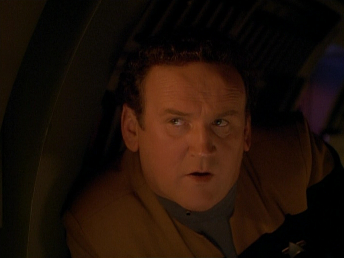 extant_StarTrek_DS9_3x26-TheAdversary_00885.jpg