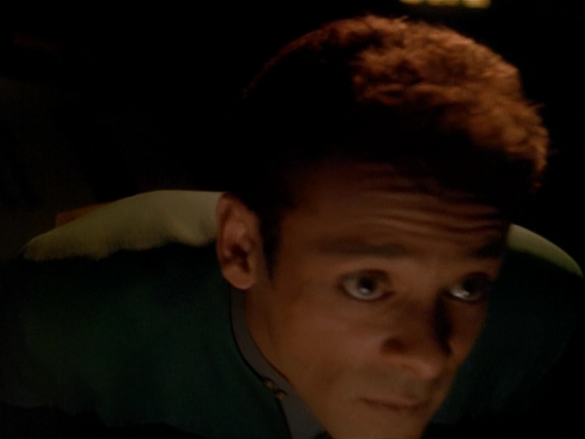 extant_StarTrek_DS9_3x26-TheAdversary_00890.jpg