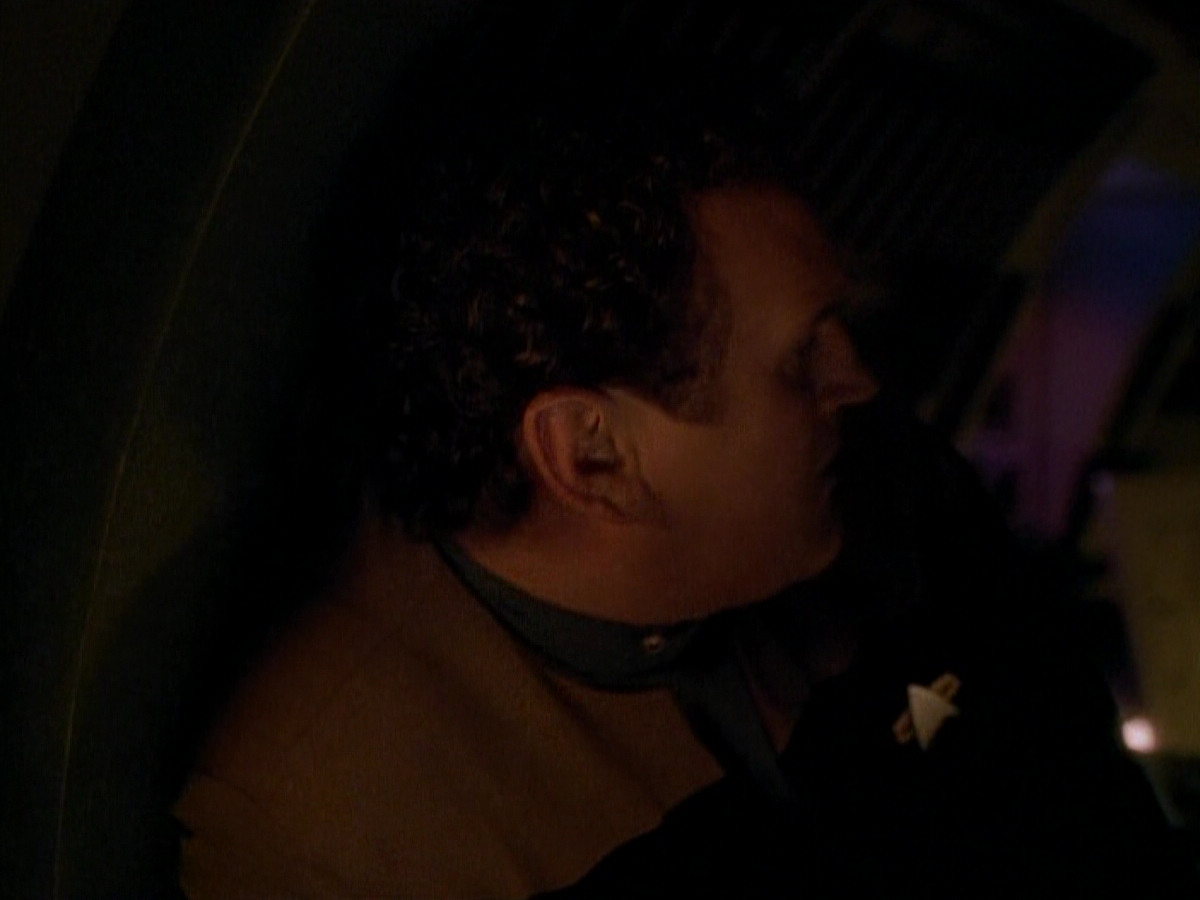 extant_StarTrek_DS9_3x26-TheAdversary_00895.jpg