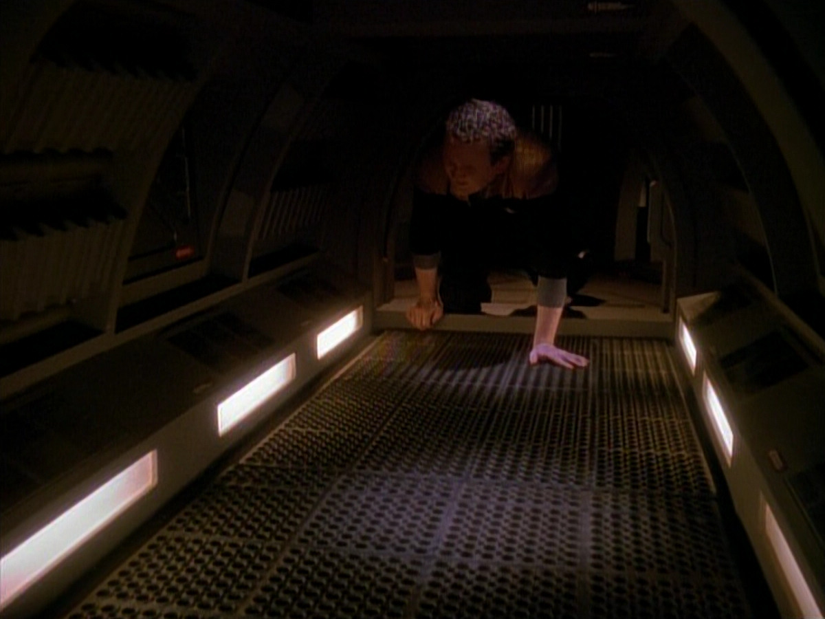 extant_StarTrek_DS9_3x26-TheAdversary_00912.jpg