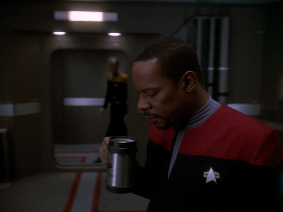 extant_StarTrek_DS9_3x26-TheAdversary_00962.jpg