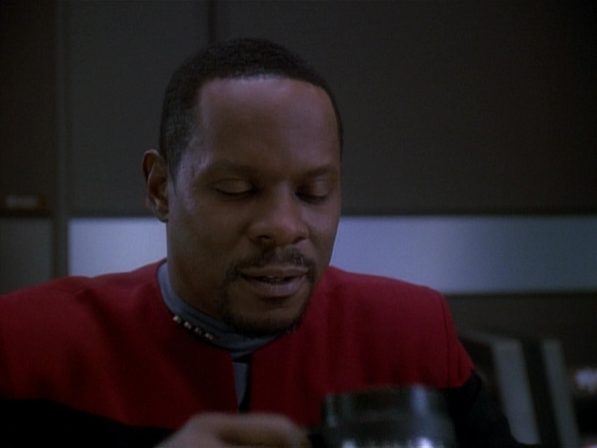 extant_StarTrek_DS9_3x26-TheAdversary_01006.jpg