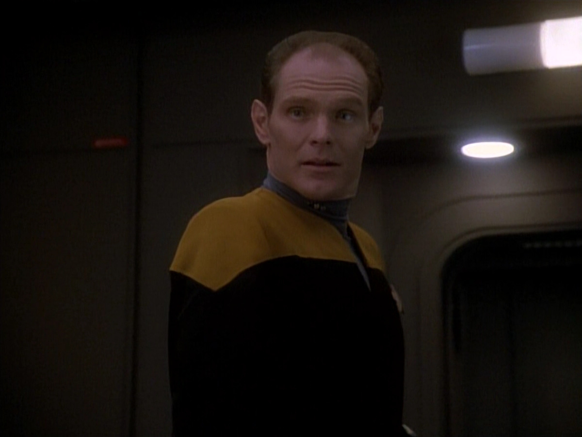 extant_StarTrek_DS9_3x26-TheAdversary_01017.jpg