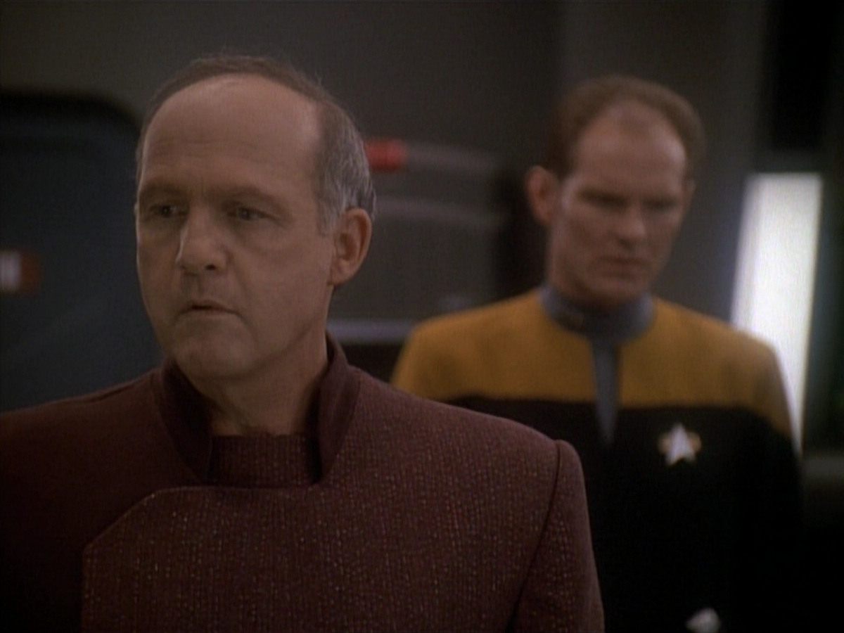 extant_StarTrek_DS9_3x26-TheAdversary_01147.jpg