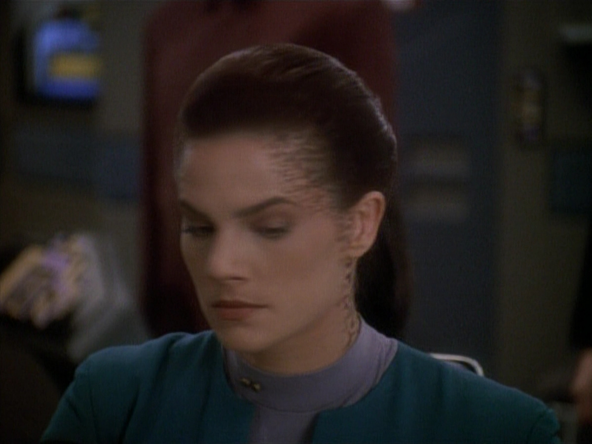 extant_StarTrek_DS9_3x26-TheAdversary_01238.jpg