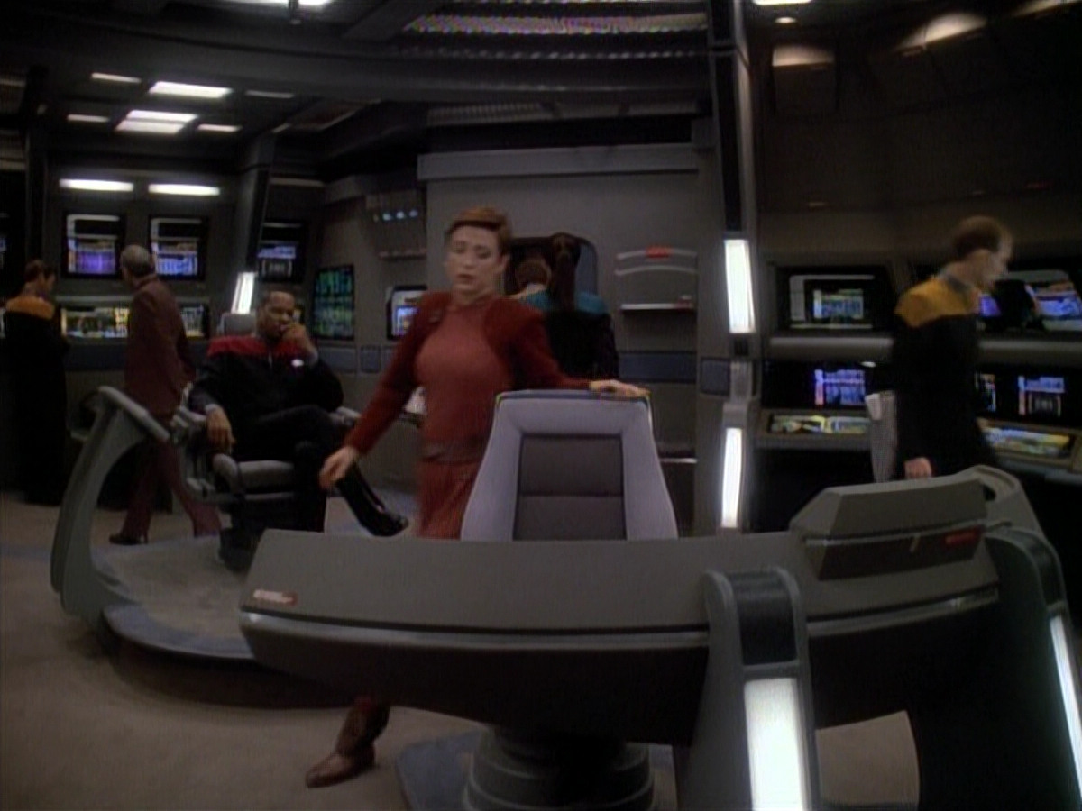 extant_StarTrek_DS9_3x26-TheAdversary_01269.jpg