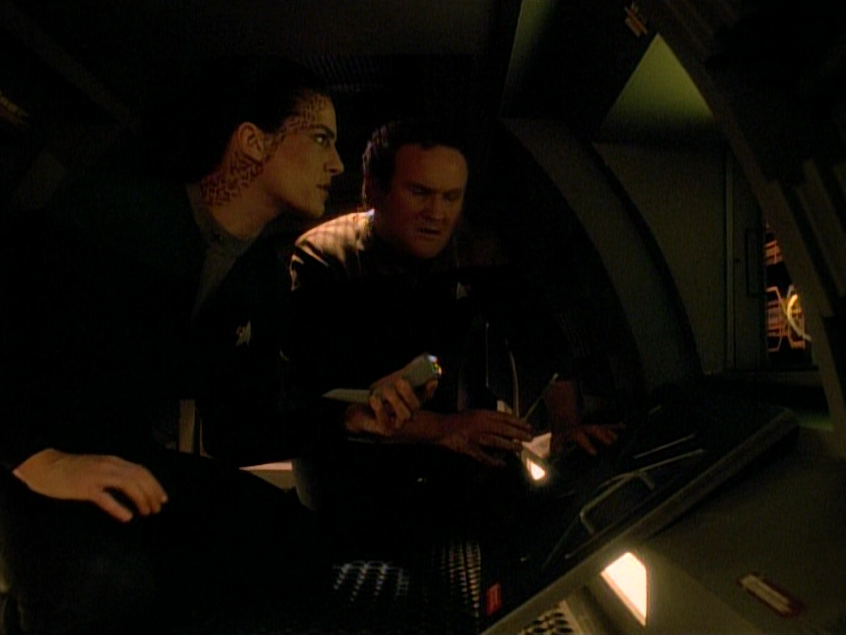 extant_StarTrek_DS9_3x26-TheAdversary_01309.jpg