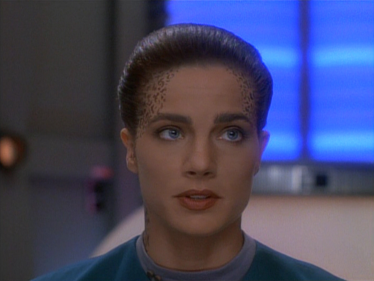extant_StarTrek_DS9_3x26-TheAdversary_01407.jpg