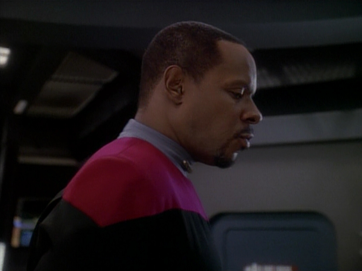 extant_StarTrek_DS9_3x26-TheAdversary_01488.jpg