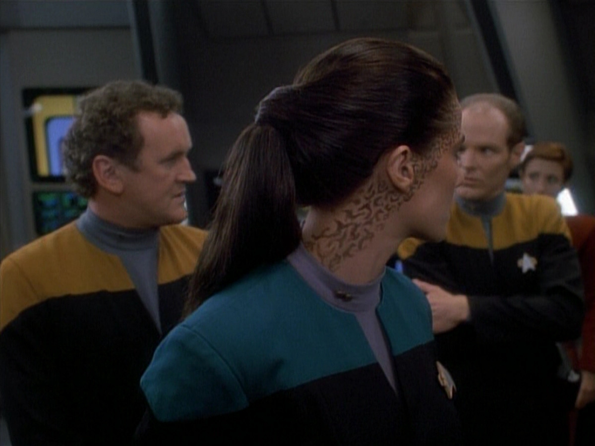 extant_StarTrek_DS9_3x26-TheAdversary_01537.jpg