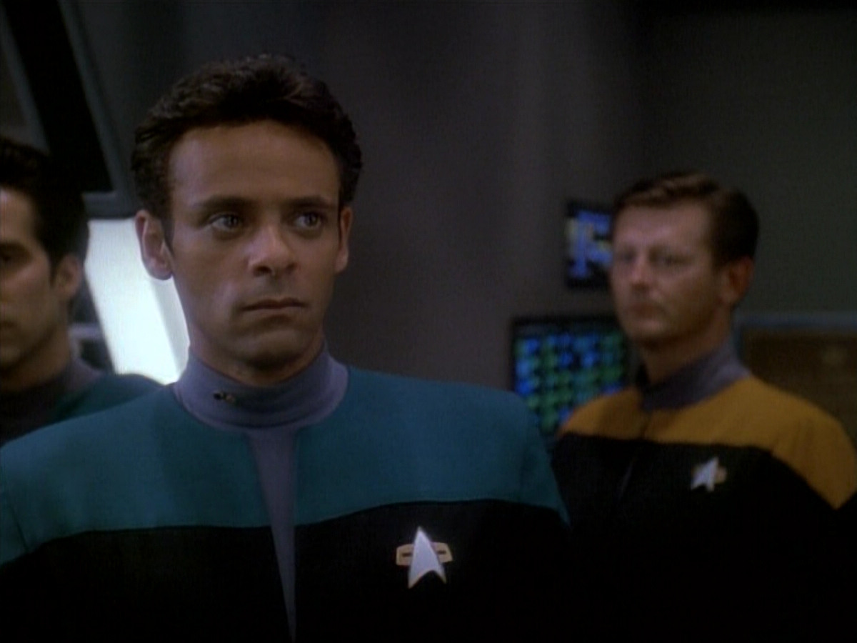 extant_StarTrek_DS9_3x26-TheAdversary_01583.jpg