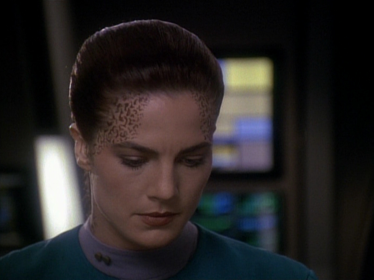 extant_StarTrek_DS9_3x26-TheAdversary_01681.jpg
