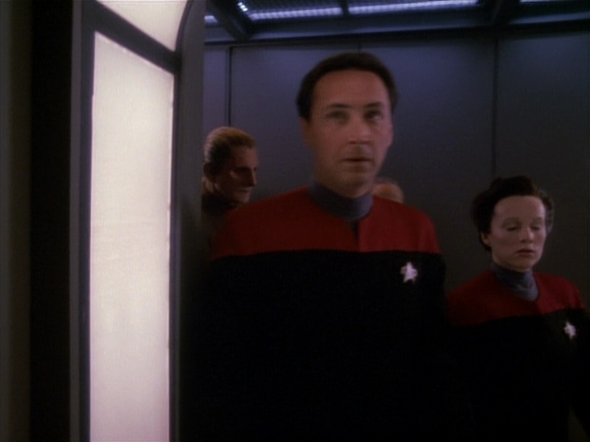 extant_StarTrek_DS9_3x26-TheAdversary_02017.jpg