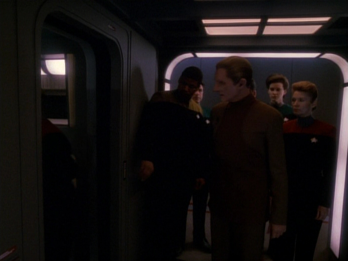 extant_StarTrek_DS9_3x26-TheAdversary_02032.jpg