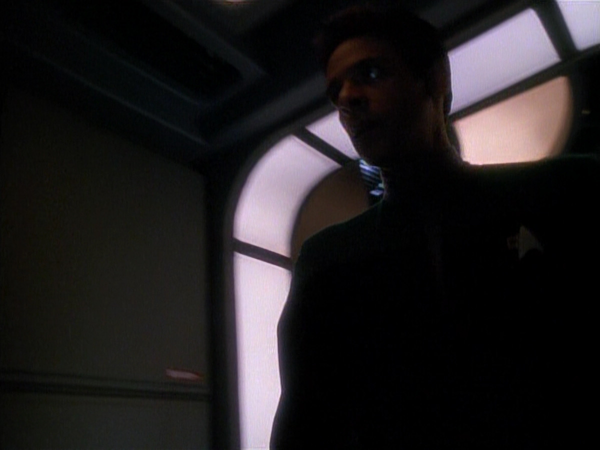 extant_StarTrek_DS9_3x26-TheAdversary_02058.jpg