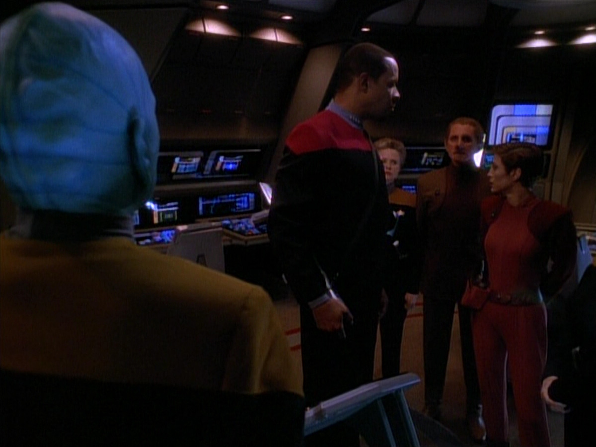 extant_StarTrek_DS9_3x26-TheAdversary_02331.jpg