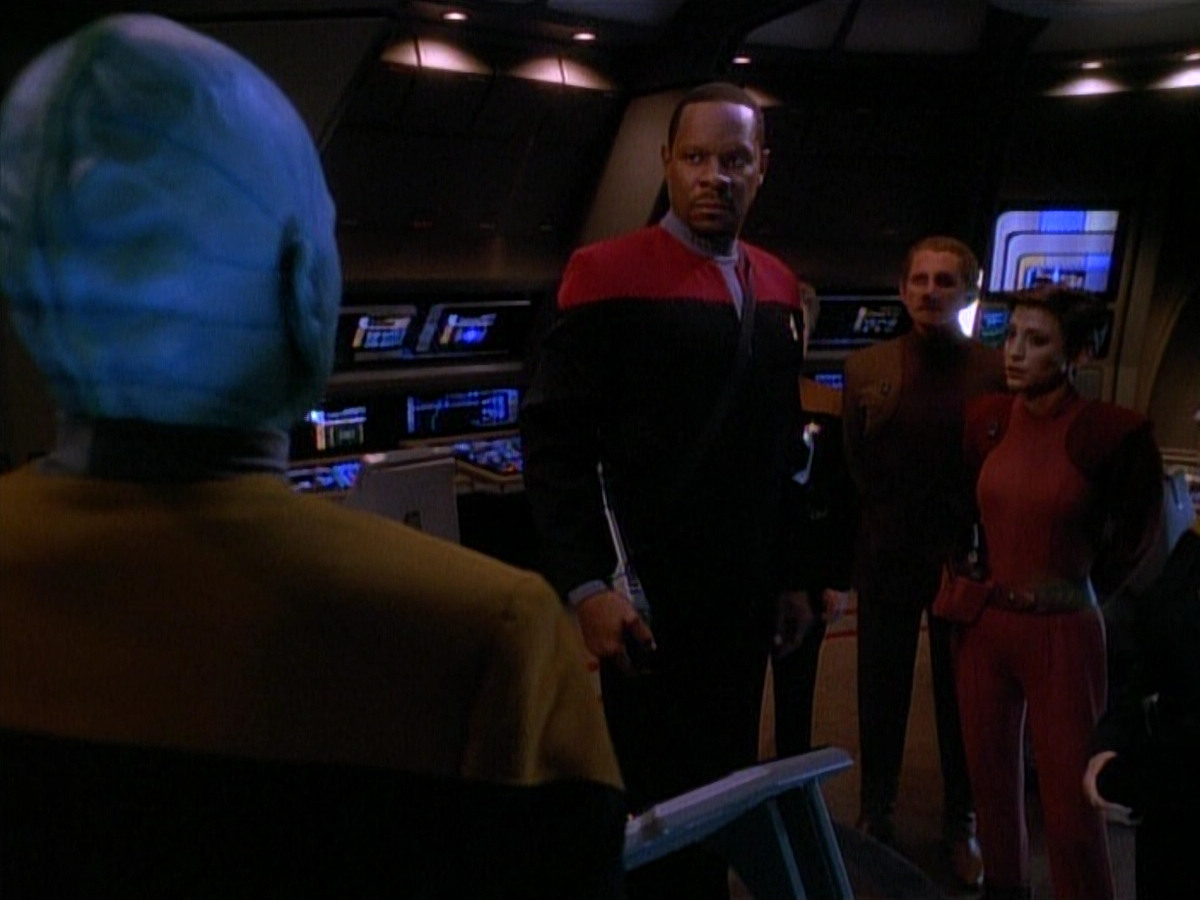 extant_StarTrek_DS9_3x26-TheAdversary_02332.jpg