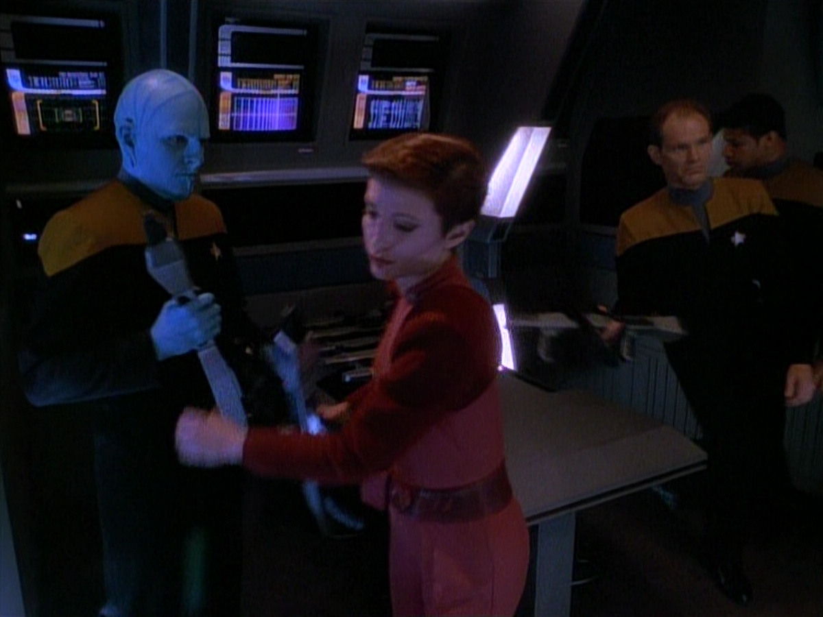 extant_StarTrek_DS9_3x26-TheAdversary_02363.jpg