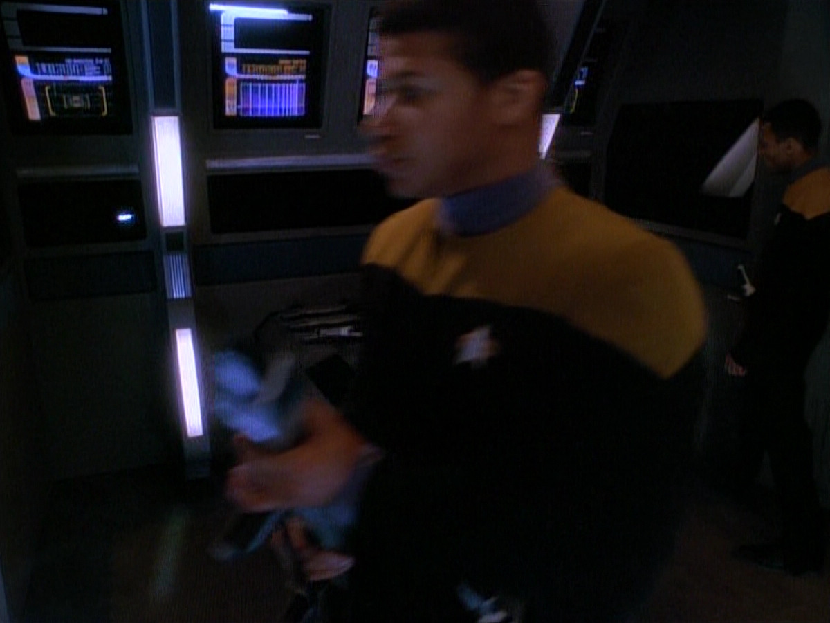 extant_StarTrek_DS9_3x26-TheAdversary_02368.jpg