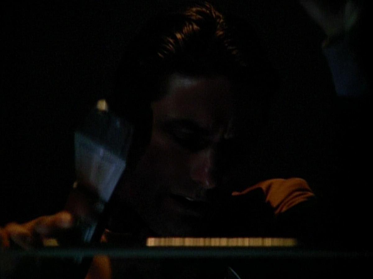 extant_StarTrek_DS9_3x26-TheAdversary_02545.jpg