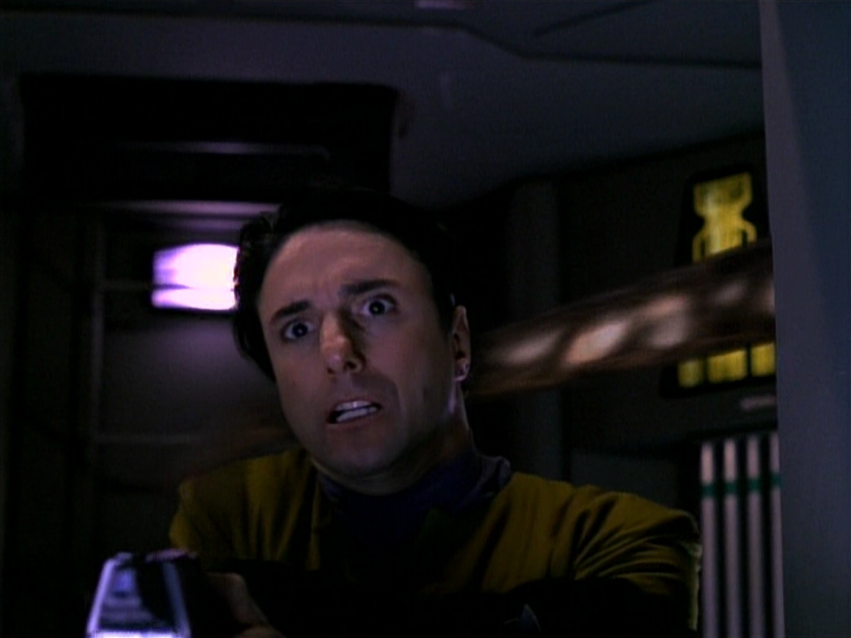 extant_StarTrek_DS9_3x26-TheAdversary_02581.jpg