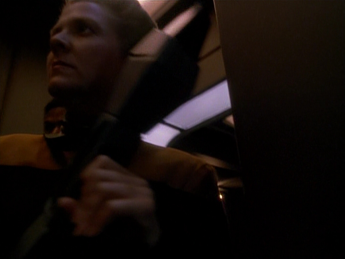 extant_StarTrek_DS9_3x26-TheAdversary_02616.jpg