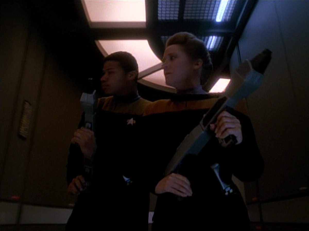 extant_StarTrek_DS9_3x26-TheAdversary_02618.jpg