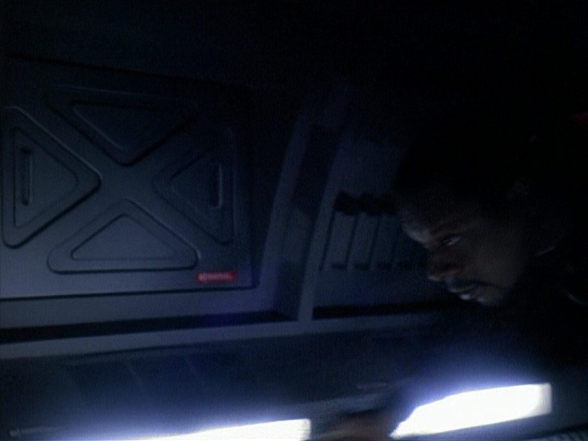 extant_StarTrek_DS9_3x26-TheAdversary_02624.jpg