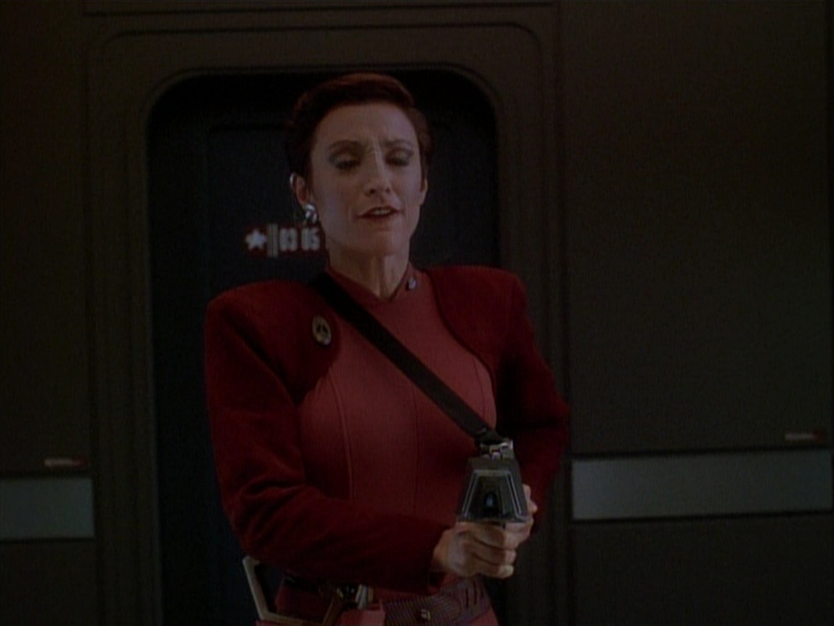extant_StarTrek_DS9_3x26-TheAdversary_02673.jpg