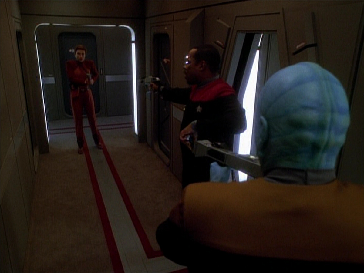 extant_StarTrek_DS9_3x26-TheAdversary_02688.jpg