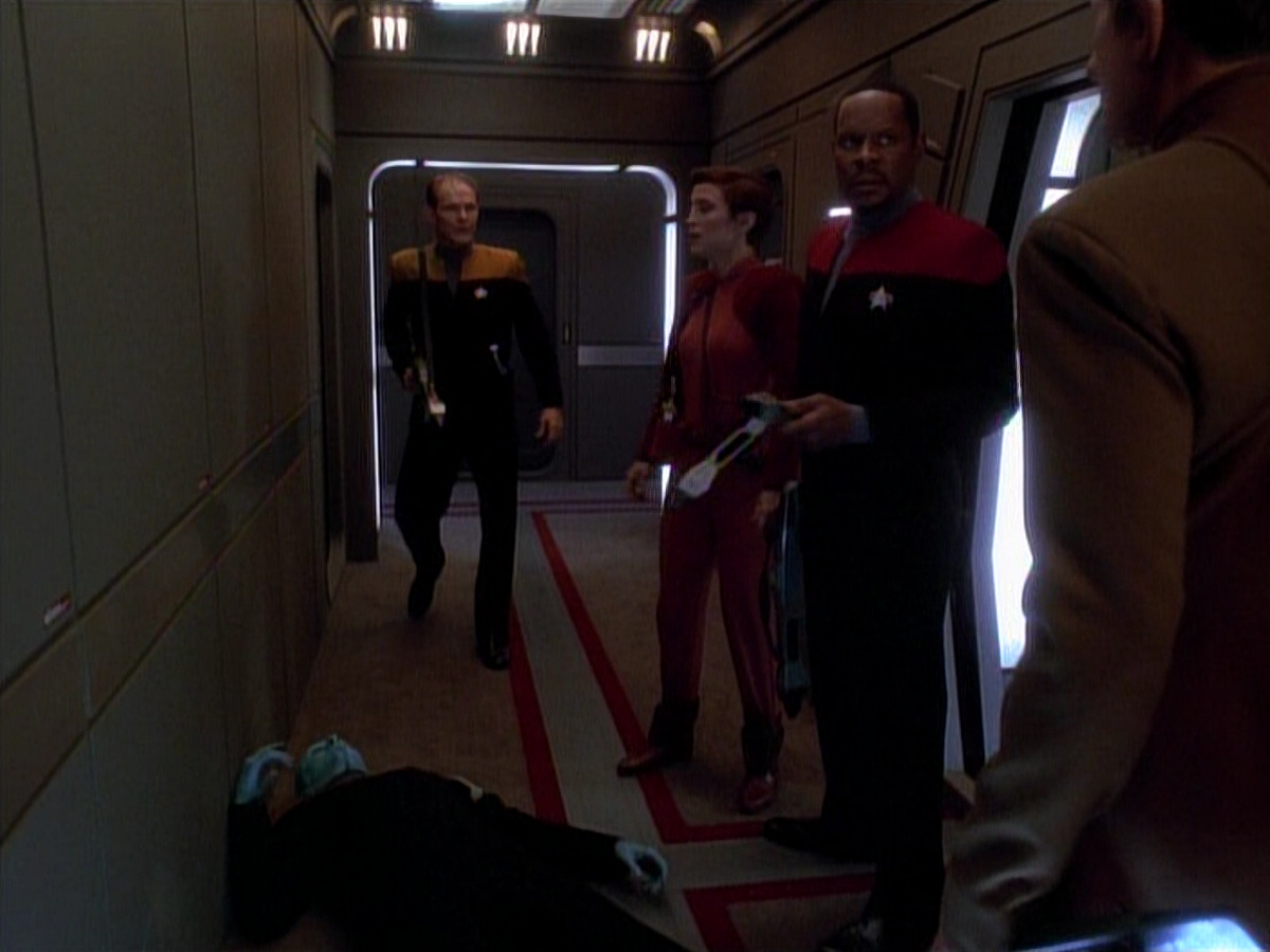 extant_StarTrek_DS9_3x26-TheAdversary_02712.jpg
