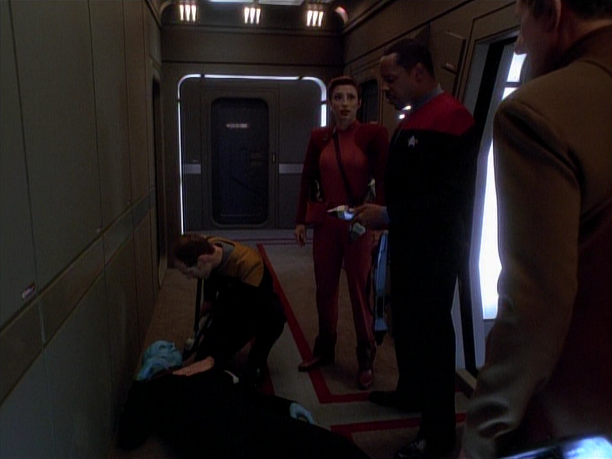 extant_StarTrek_DS9_3x26-TheAdversary_02715.jpg