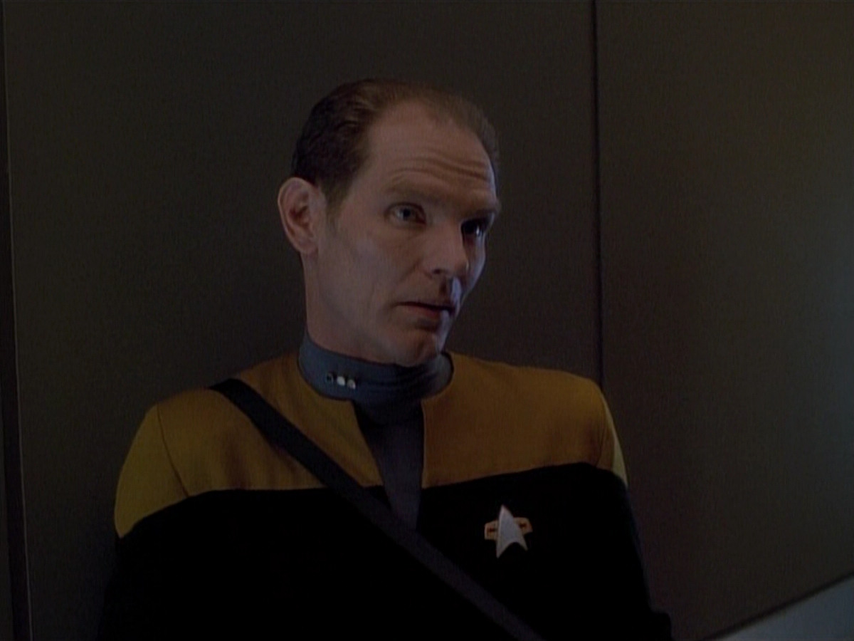 extant_StarTrek_DS9_3x26-TheAdversary_02749.jpg