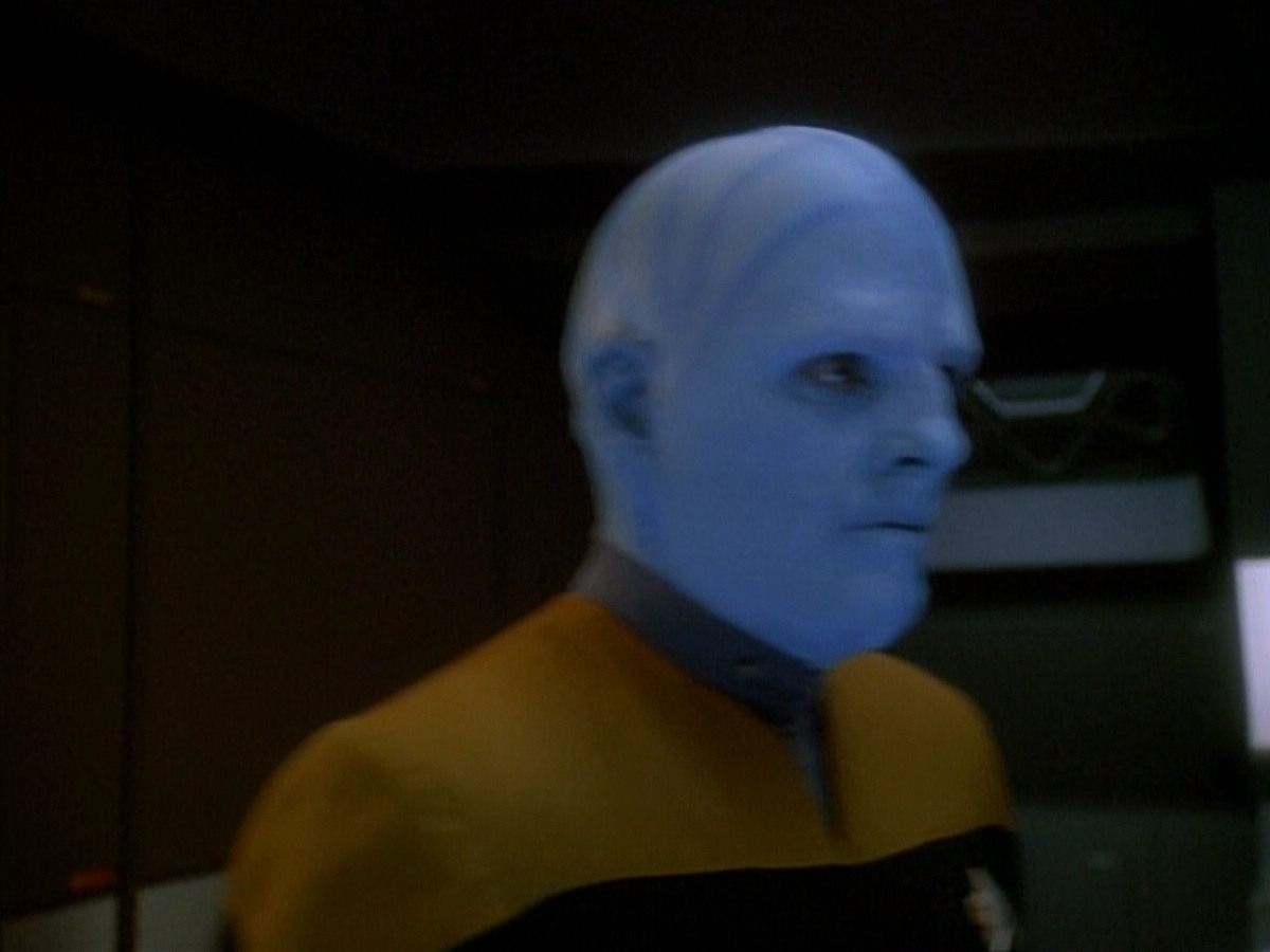 extant_StarTrek_DS9_3x26-TheAdversary_02836.jpg