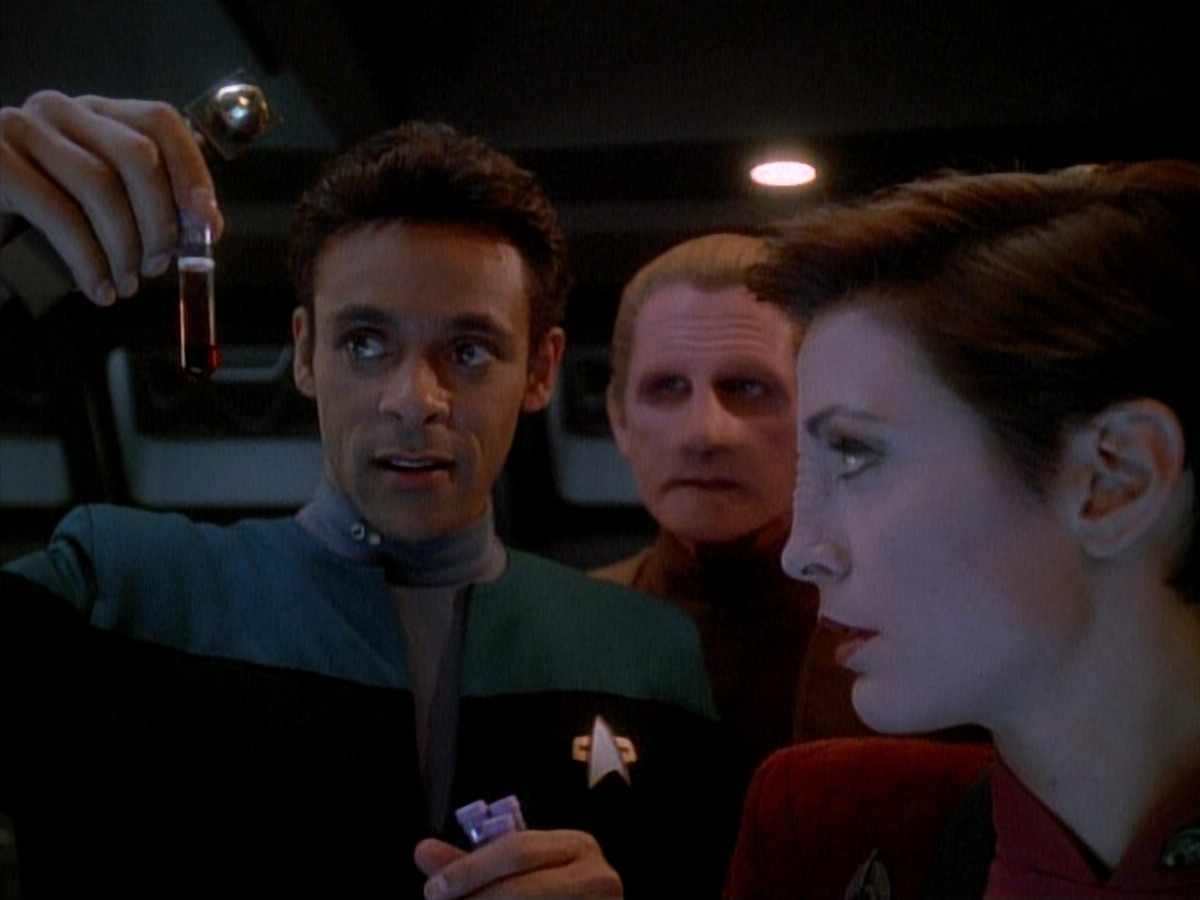 extant_StarTrek_DS9_3x26-TheAdversary_02868.jpg