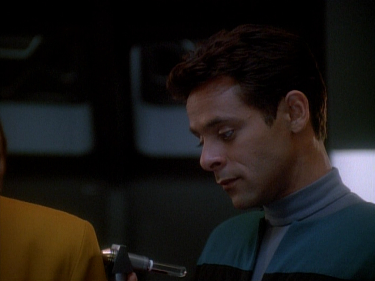 extant_StarTrek_DS9_3x26-TheAdversary_02901.jpg