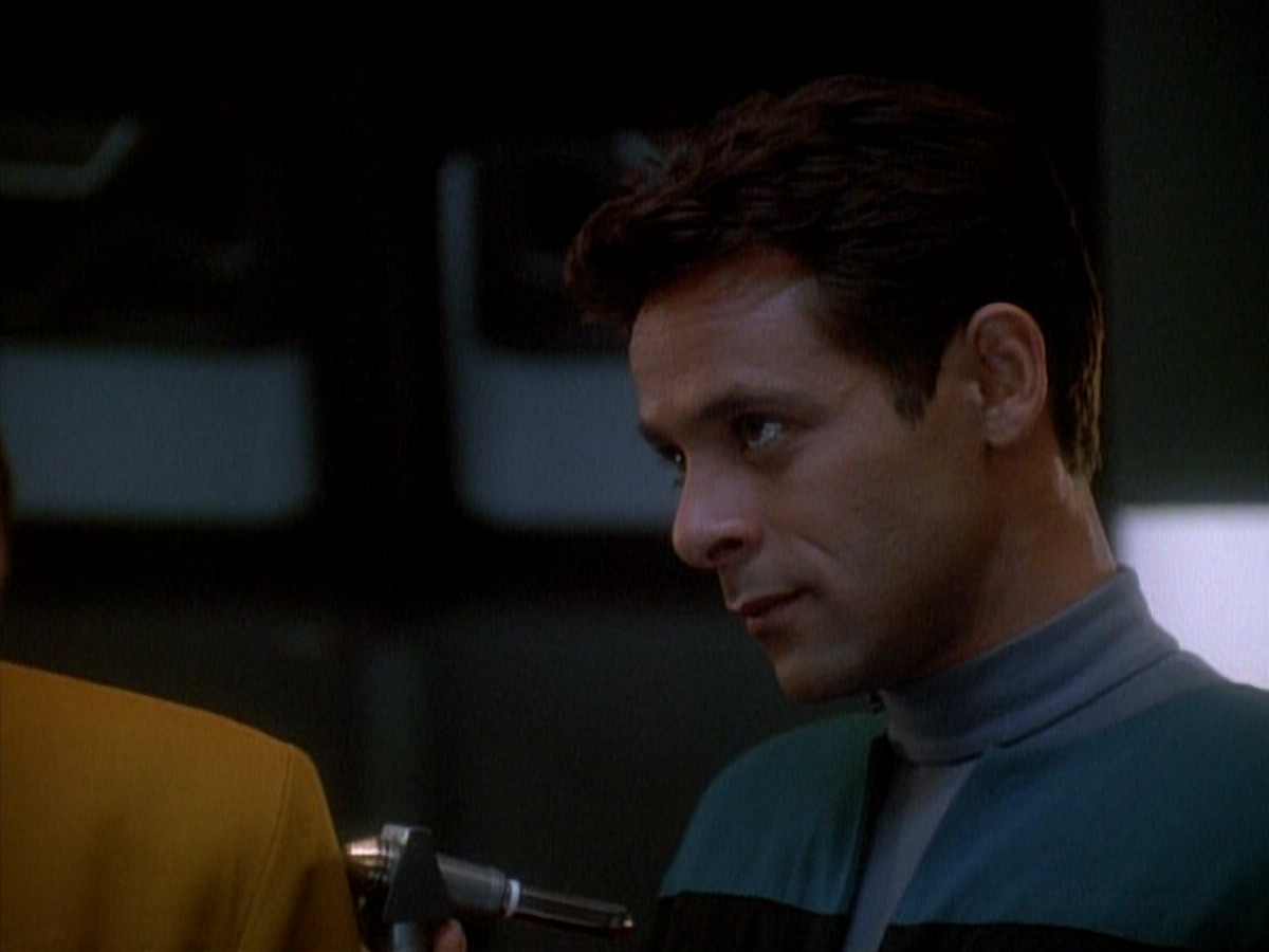 extant_StarTrek_DS9_3x26-TheAdversary_02903.jpg